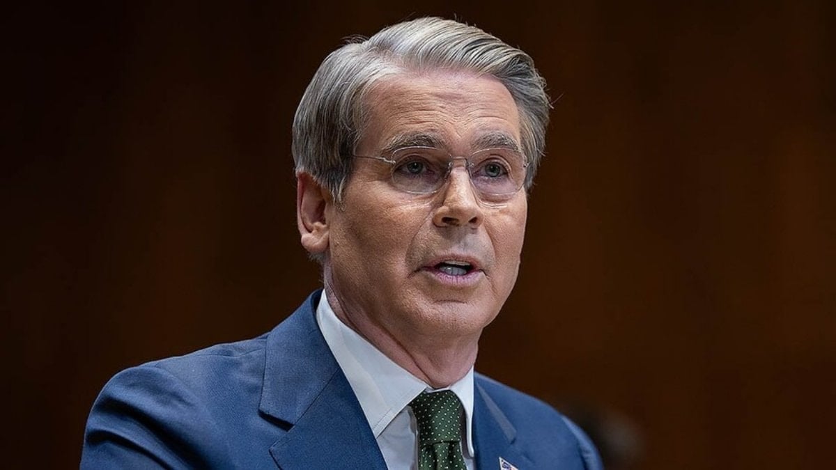 ABD Hazine Bakanı: İran'da rejimi değiştirdik