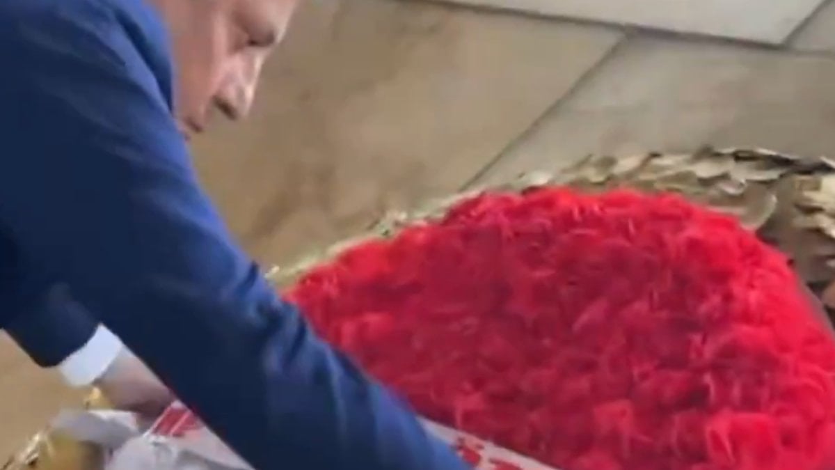 CHP'de "Genel Başkanlık" krizi Anıtkabir'e taşındı