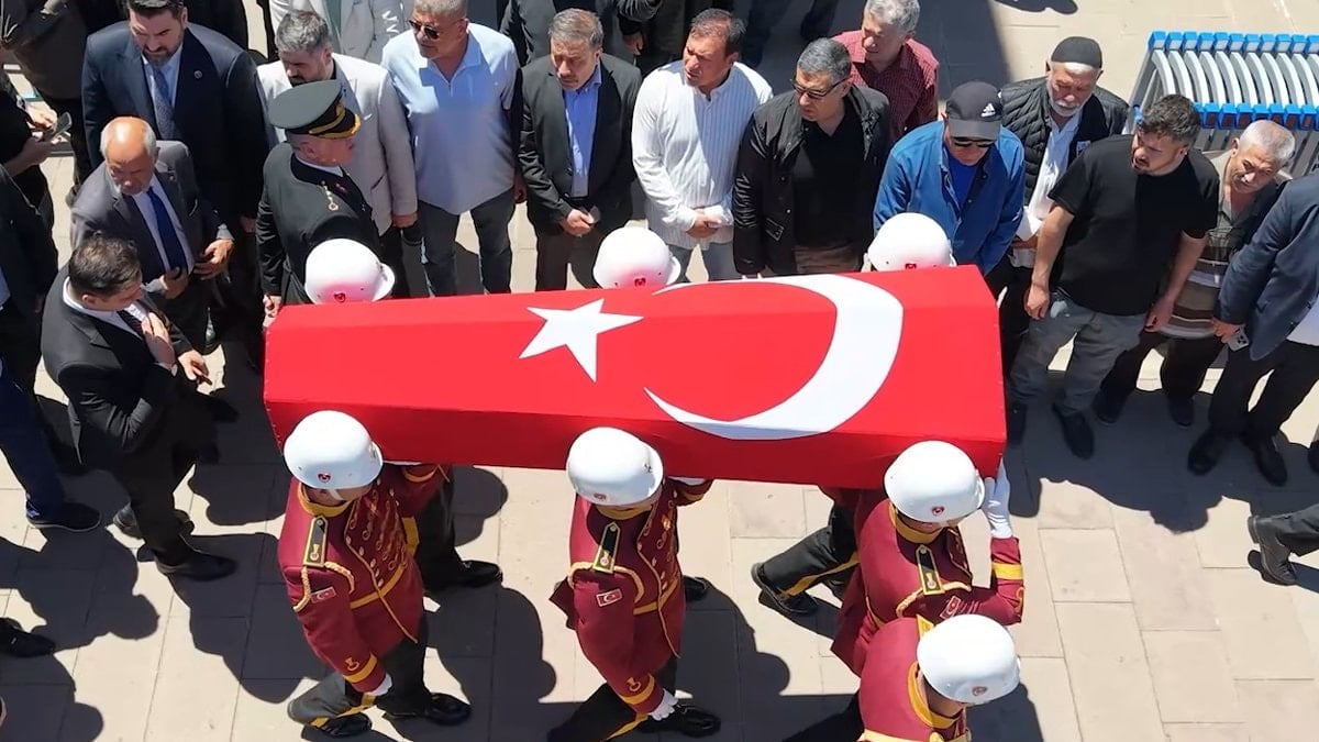 Şehit Astsubay Yusuf Ergün'e veda: Ne keyifli bana, şehit babasıyım