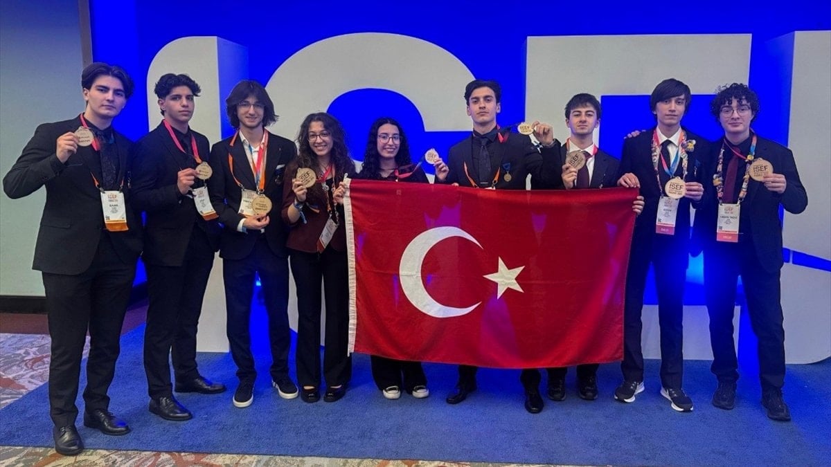 Türk öğrencilerden memleketler arası yarışta büyük muvaffakiyet: 9 proje ödül kazandı
