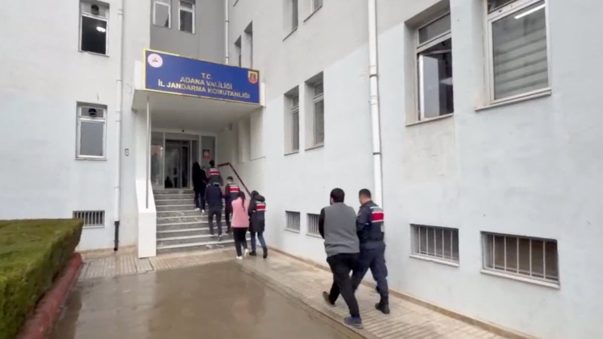 Adana merkezli 'yasa dışı bahis' operasyonu: 47 gözaltı