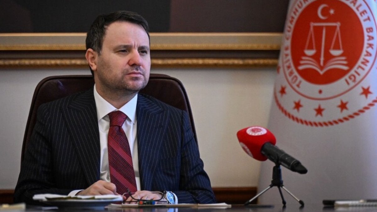 Akın Gürlek hata örgütüne operasyonun ayrıntılarını paylaştı: 113 adrese eş vakitli baskın