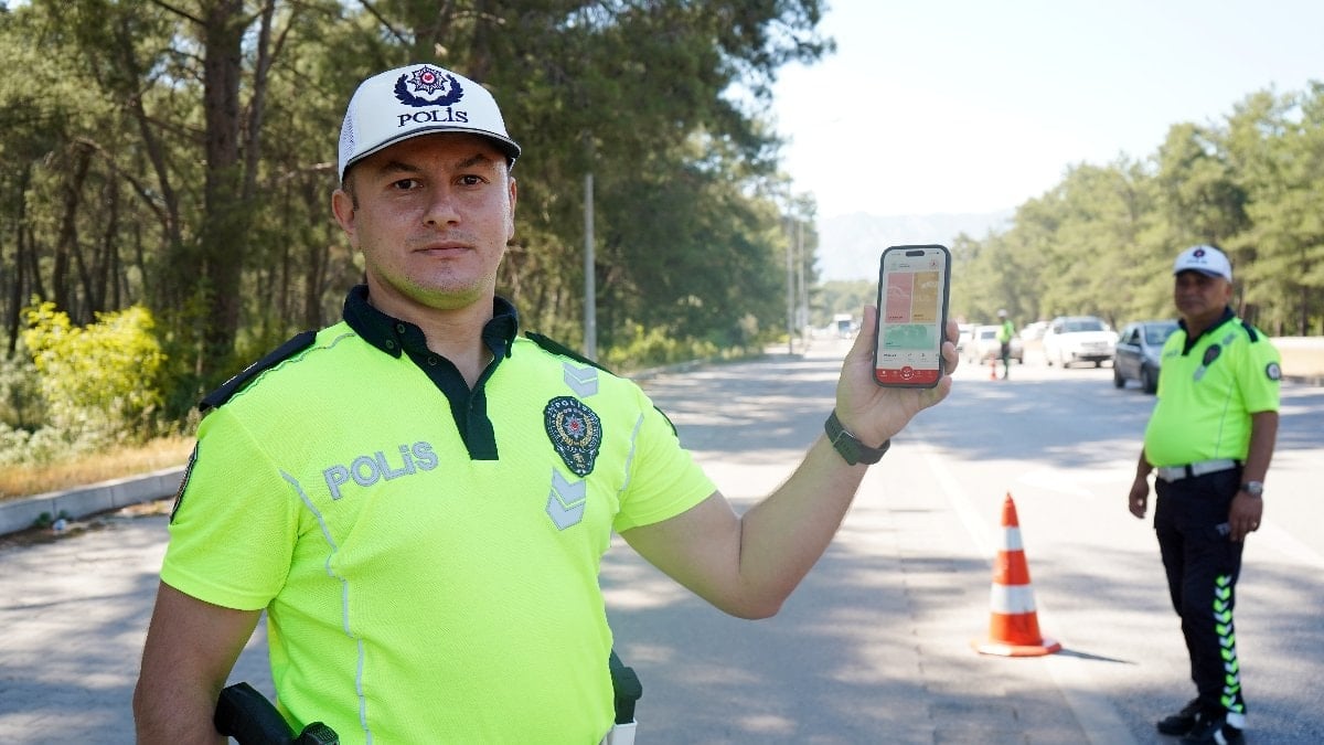 Antalya'da gruplar, 'Hayat 112 Acil' uygulamasını öğretti