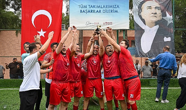 Bornova'da dostluk kazandı