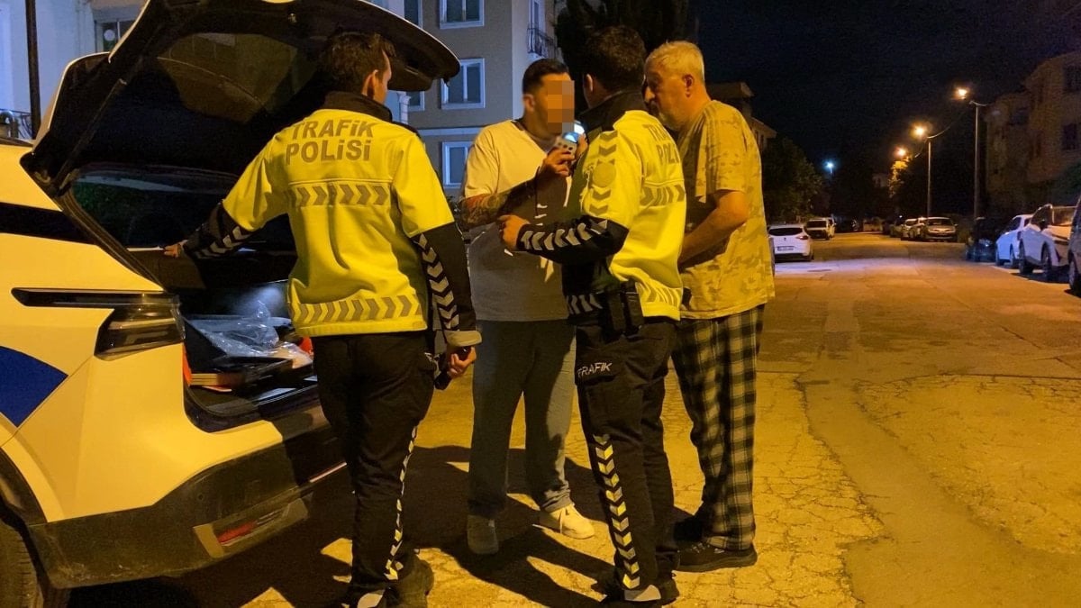 Bursa’da kazadan sonra kaçan alkollü şoför, aracında uyurken yakalandı