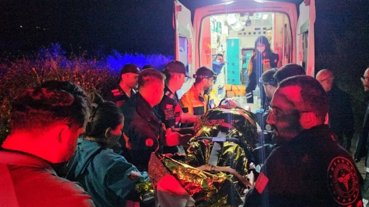 Çorum'da paraşütü dolanan sıhhat çalışanı, dere yatağına düştü
