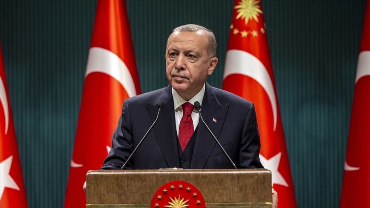 Cumhurbaşkanı Erdoğan'a AK Partili gençlerden Babalar Günü sürprizi