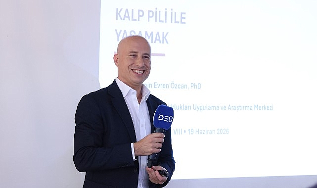 DEÜ Bilim Kafe Sohbetleri'nin 8'inci Buluşmasında "Kalp Pili ile Yaşamak" Konuşuldu