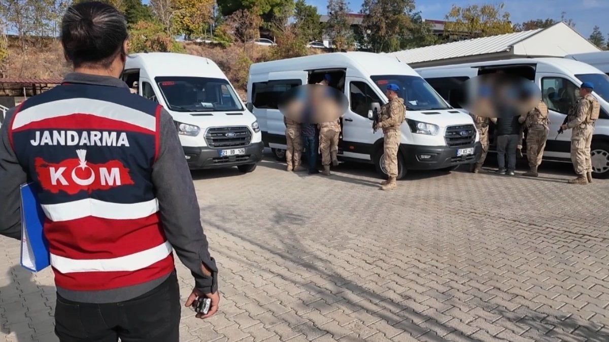 Diyarbakır'da uyuşturucu gelirlerini aklayan şebekeye operasyon