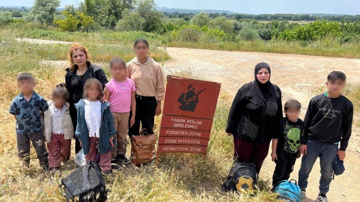 Edirne'de yurt dışına kaçmak isteyen 32 göçmen hudut çizgisinde yakalandı