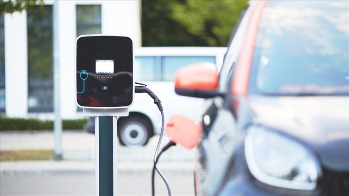 Hafif ticari araç pazarındaki 'elektrikli' hissesi arttı