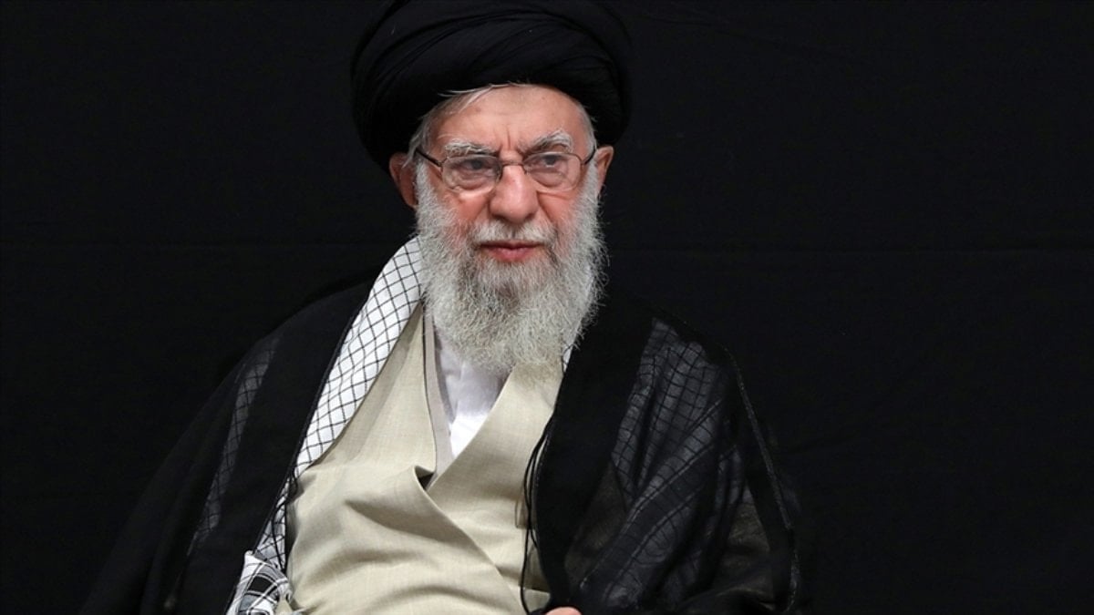 İran'ın önceki lideri Hamaney için üç vilayette cenaze merasimi