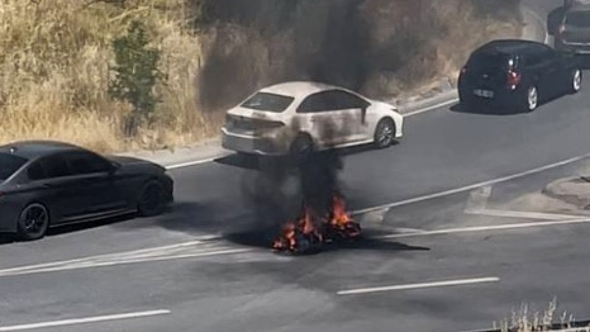 Küçükçekmece'de alev alan motosikleti beton mikseri şoförü kurtardı