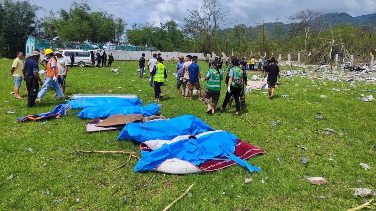 Myanmar'da nedeni bilinmeyen patlamada 55 kişi can verdi
