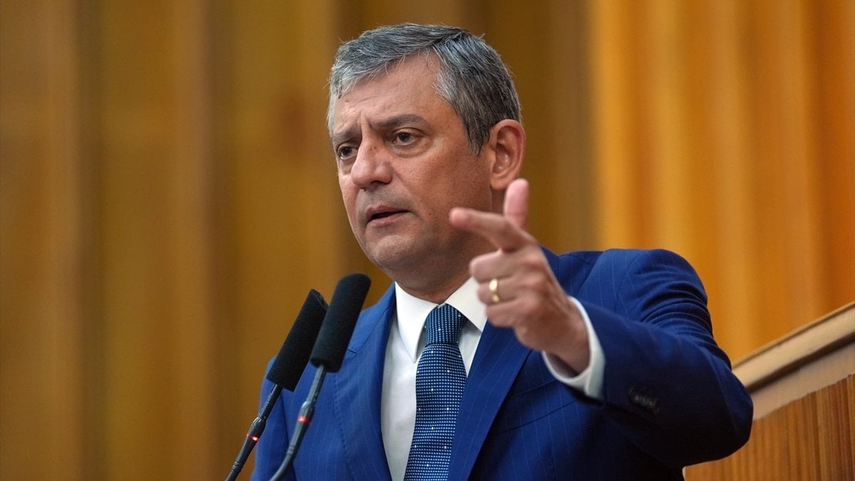Özgür Özel: İkinci bir parti hazır etmek lazım olabilir
