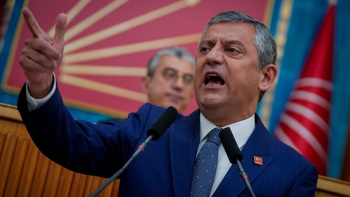 Özgür Özel'den Atakan Sönmez'e yönelik nahoş tabir: O iğrenç bıyıklı
