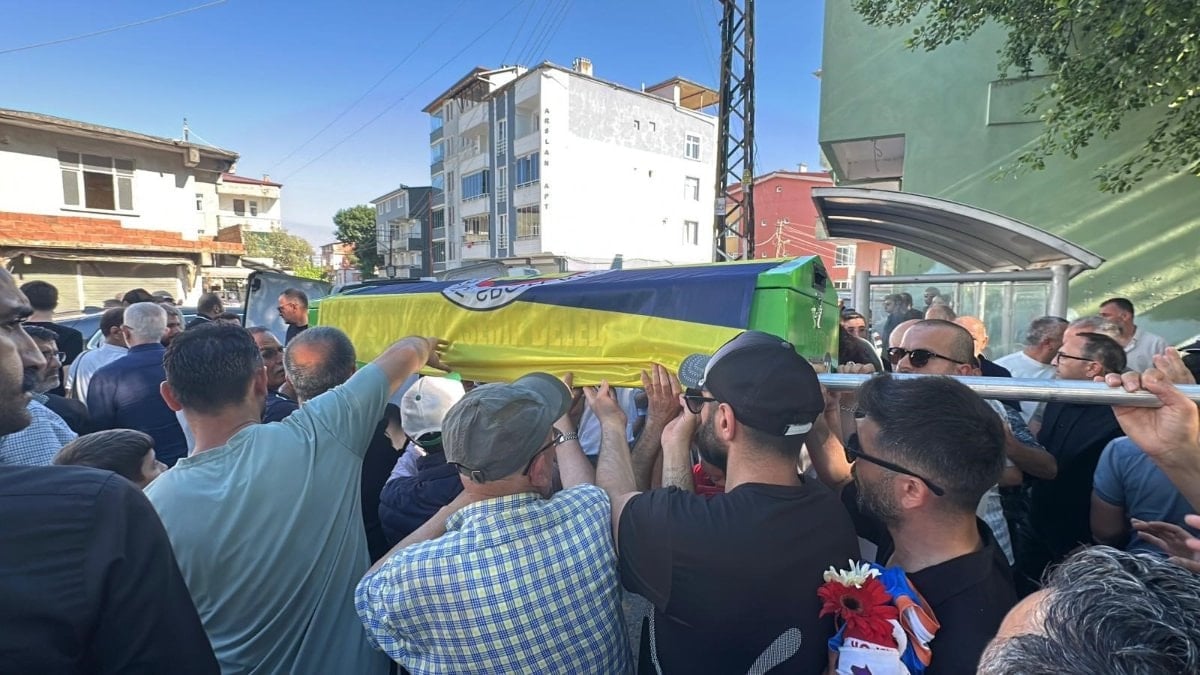Samsun'da bisikleti sürerken arabanın çarptığı küçük çocuk hayatını kaybetti