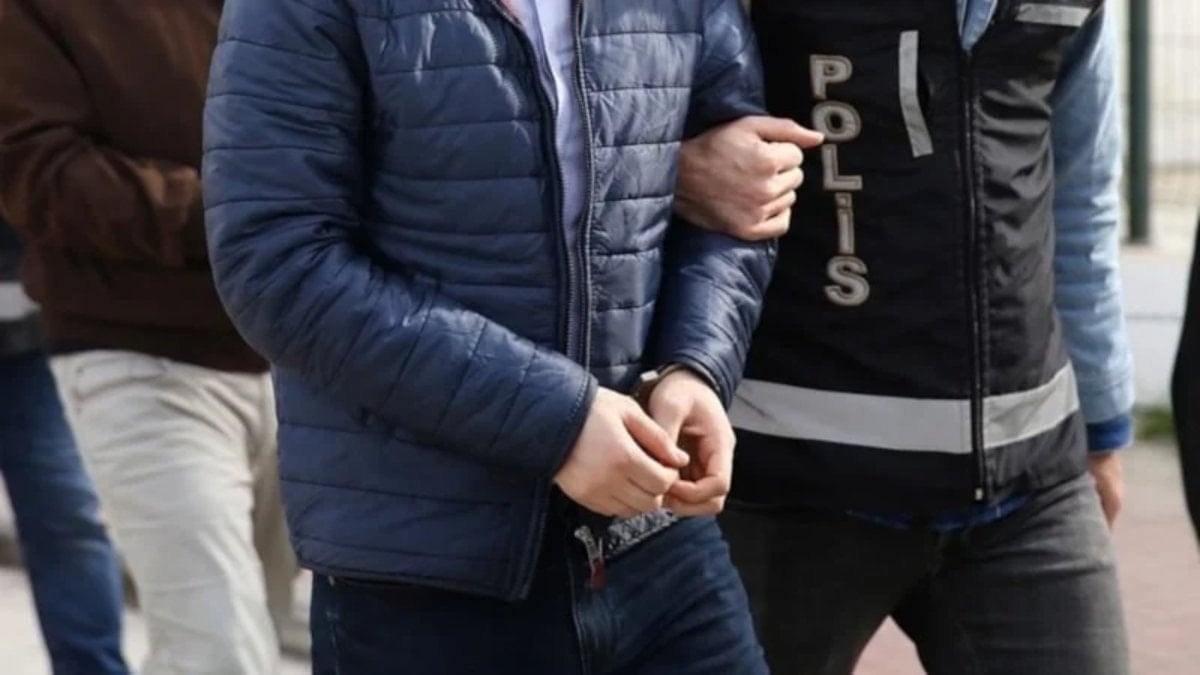 Seferihisar Belediyesine rüşvet operasyonu: Lider yardımcısı dahil 15 gözaltı