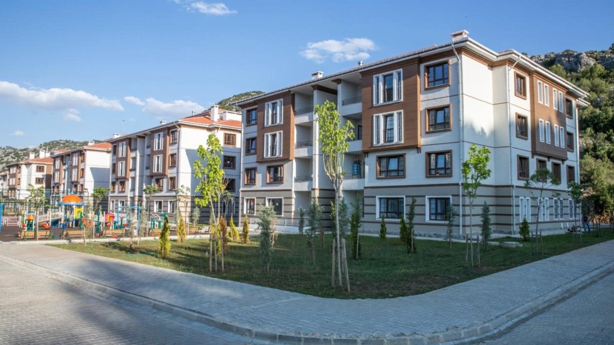 TOKİ'nin 64 vilayetteki konut kampanyasında satışlar yarın başlıyor