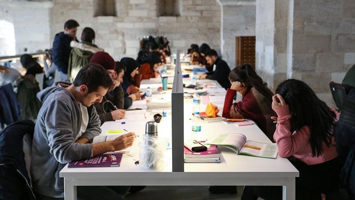 TÜİK açıkladı: Eğitim mühletinin en yüksek olduğu vilayet Ankara odu