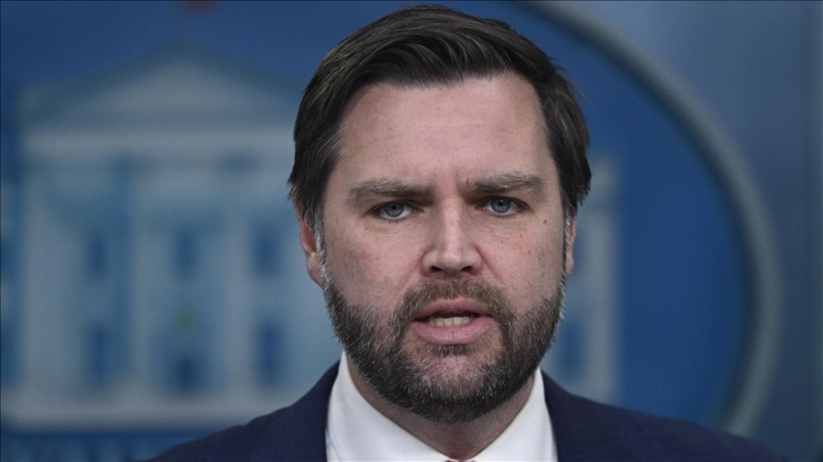 Vance: Trump İran'da rejimi değiştirmek istemedi