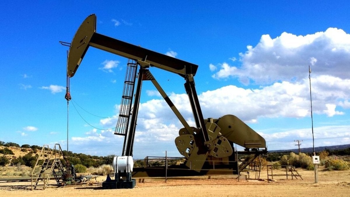 Wood Mackenzie: Brent petrolün düşüşü sürecek