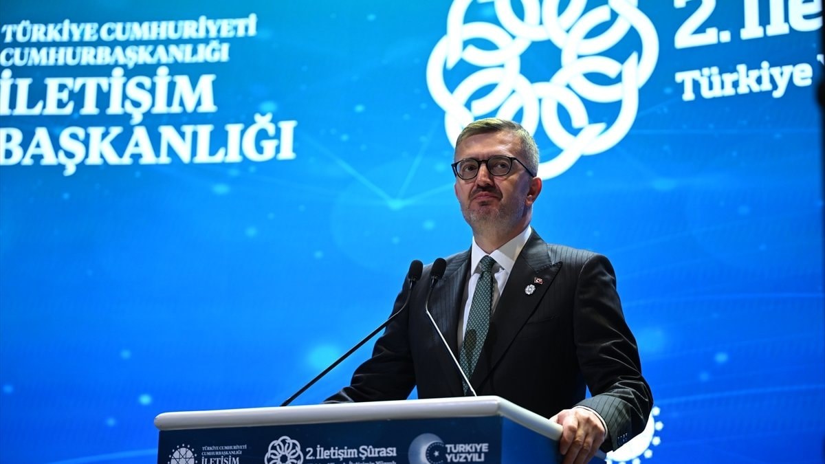 2. Bağlantı Şûrası'nın sonuç bildirgesi Burhanettin Duran tarafından açıklandı: 425 uzman katkı verdi