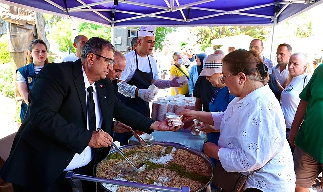 Buca'da aşure birlik ve beraberlik için karıldı