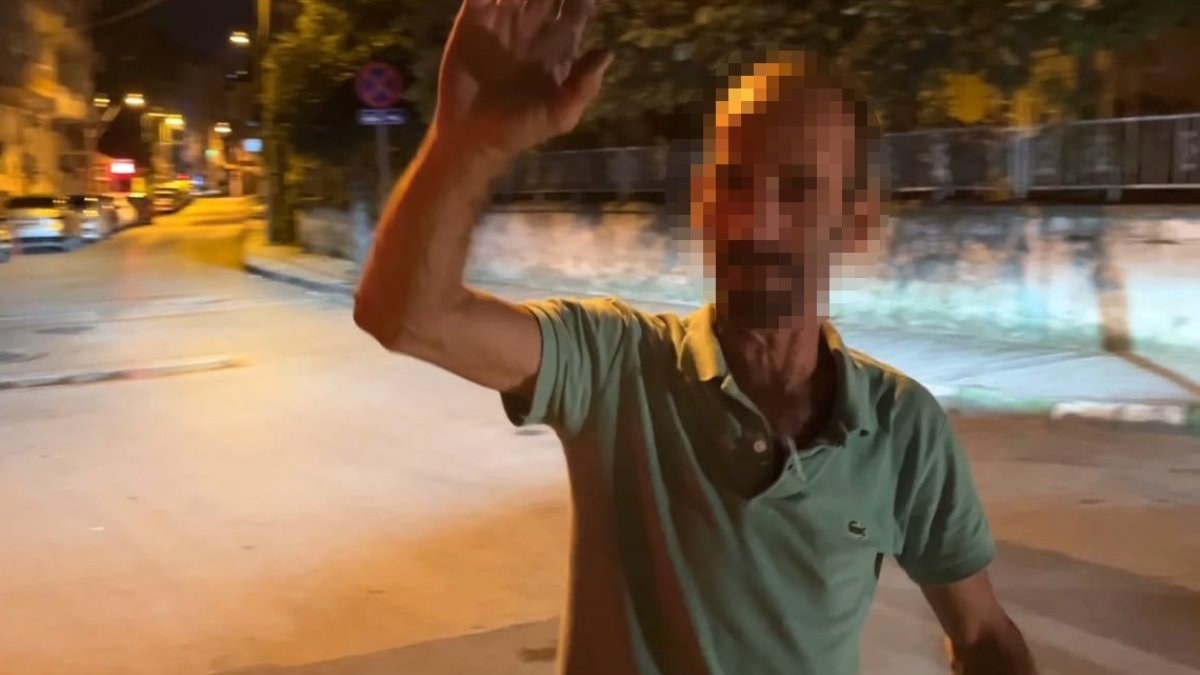 Bursa'da yasal sonun 20 katı alkollü çıkan bisikletli, gazetecilere müzik söyledi
