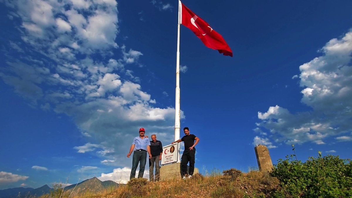 Erzurum'da şehit Neşe Alten'in adını bin 215 rakımlı dorukta yaşattı