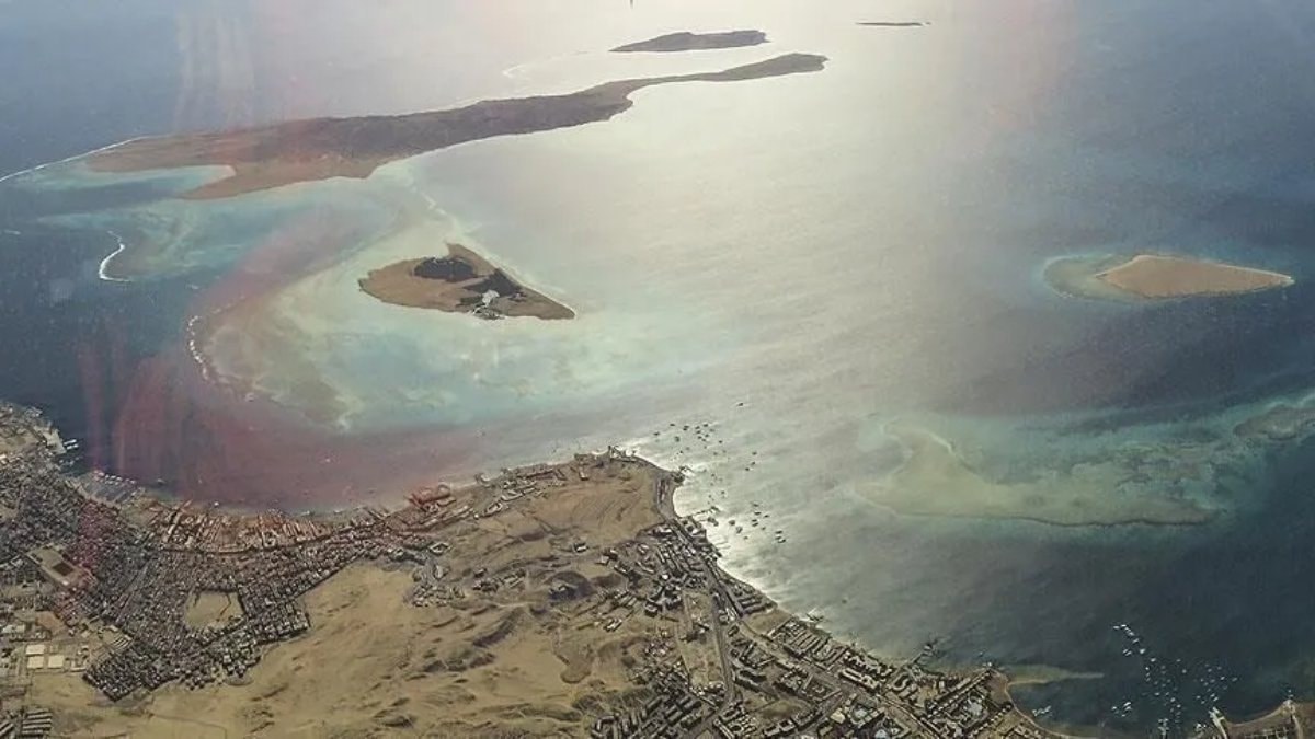 İran: Umman'da Hürmüz Boğazı'nın açık tutulması teklifini reddettik