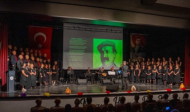 Madımak'ta katledilenler Gaziemir'de türkülerle anıldı