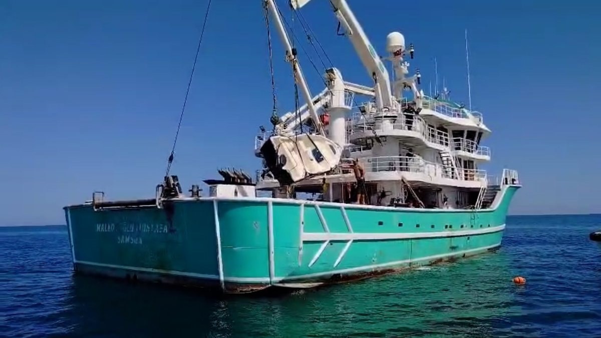 Samsun'da alabora olan tekne bulundu: 1 kişiyi arama çalışması sürüyor