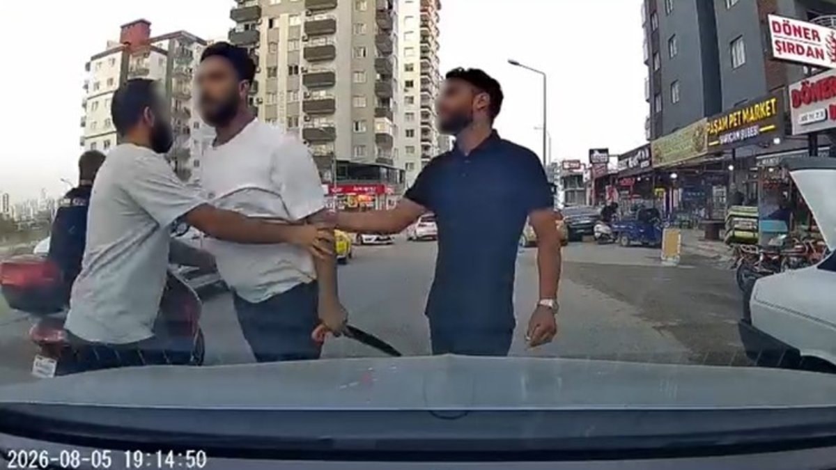 Adana'da trafikte testere ile saldıran kuşkulu tutuklandı
