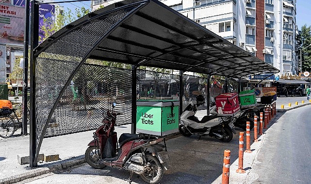 Bornova'da 'Güneş ve Yağmur' Kalkanı