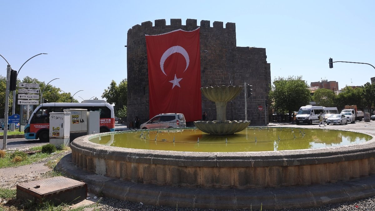Diyarbakır’da “Terörsüz Türkiye” yasasına takviye: Türkiye'nin 50 yıldır beklediği bir devir