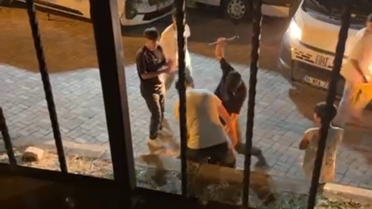 İstanbul'da kız sorunu yüzünden sokak savaş alanına döndü: 7 gözaltı