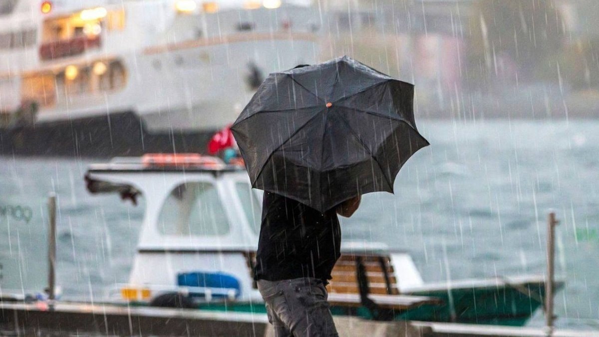 İstanbul'da sağanak yağış tesirli olacak