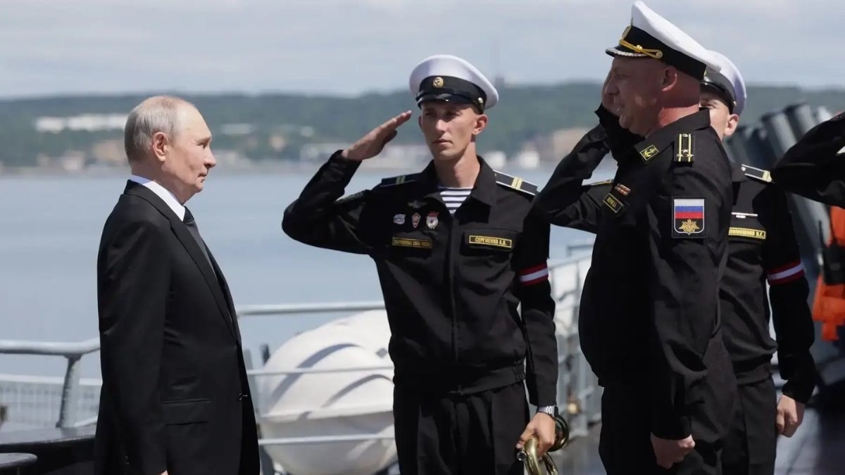 Japonya'dan Putin'in Kuril Adaları ziyaretine sert reaksiyon: Katiyetle kabul edilemez
