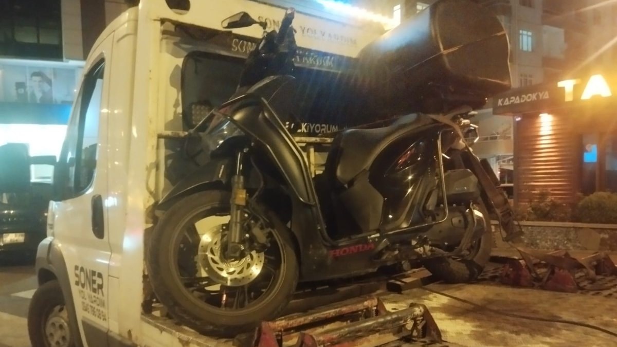 Nevşehir'de alkollü şoför motosikletle çarpıştı: 1 kişi hayatını kaybetti