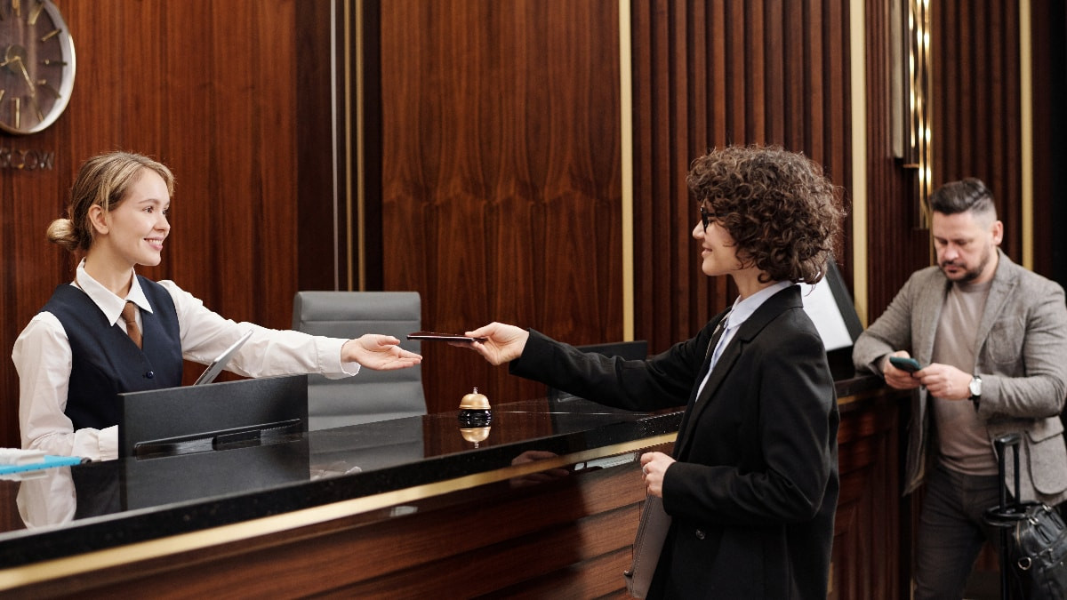Otel ve pansiyonlarda kurallar değişti: Yeni yönetmelik Resmi Gazete'de