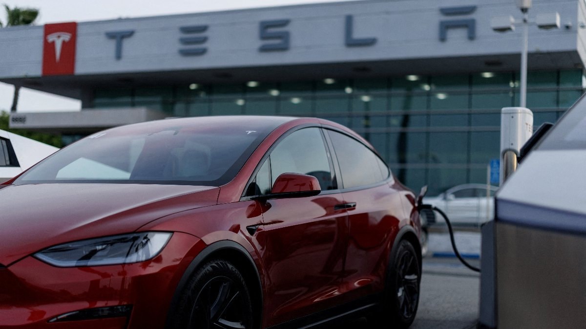 Tesla satışları arttı: Elon Musk'tan Japonya atağı geldi