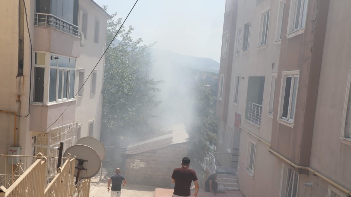 Tunceli'de torpille oynayan çocuklar yangın çıkardı