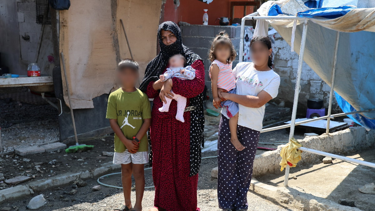 Adana'da mesken alma vaadiyle kandırıldı: 1,2 milyon TL'lik borçla ahırda kaldı