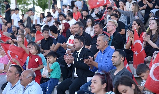 Filenin Sultanları Üst Üste İkinci Kez Avrupa'nın Zirvesinde