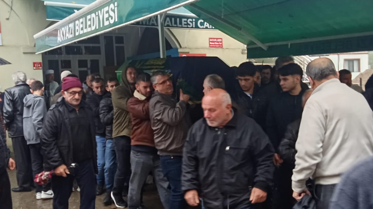 Sakarya'da eşi tarafından bıçaklanan bayan 23 günlük ömür savaşını kaybetti