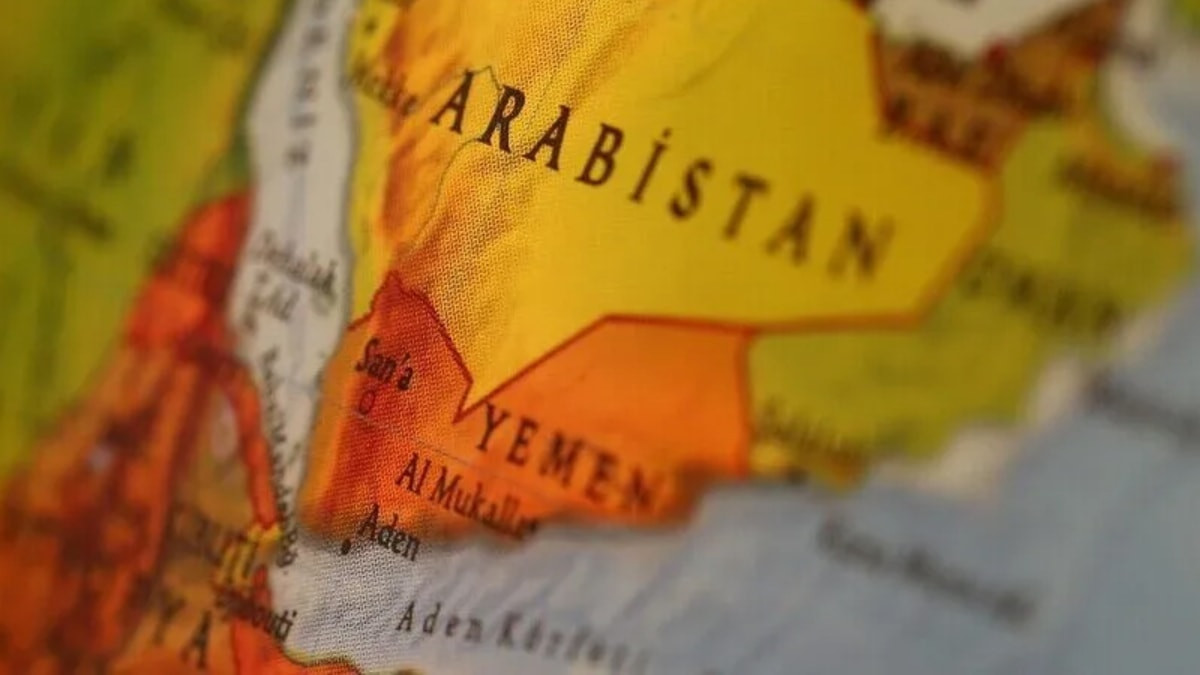 Yemen'de hükümet güçleri Taiz'deki stratejik zirveyi denetim altına aldı