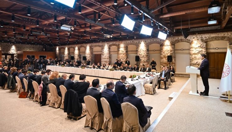 Adalet Bakanı Tunç, Yabancı Basınla Buluştu