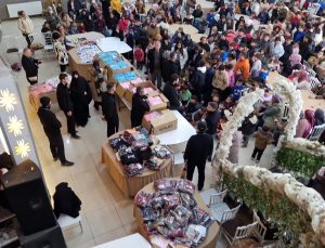 Avrupa'daki gurbetçiler depremzedeleri unutmadı