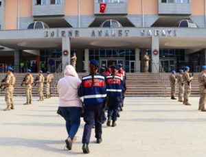 Edirne’de yurt dışına kaçmaya çalışan 25 şüpheli yakalandı
